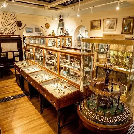 מלון Luxury Nautical Large - 2 Bedroom - Centre - Free Private Parking וויטבי