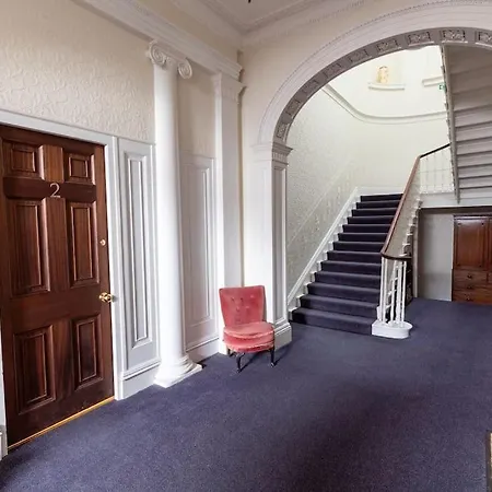 호텔 Luxury Nautical Large - 2 Bedroom - Centre - Free Private Parking
